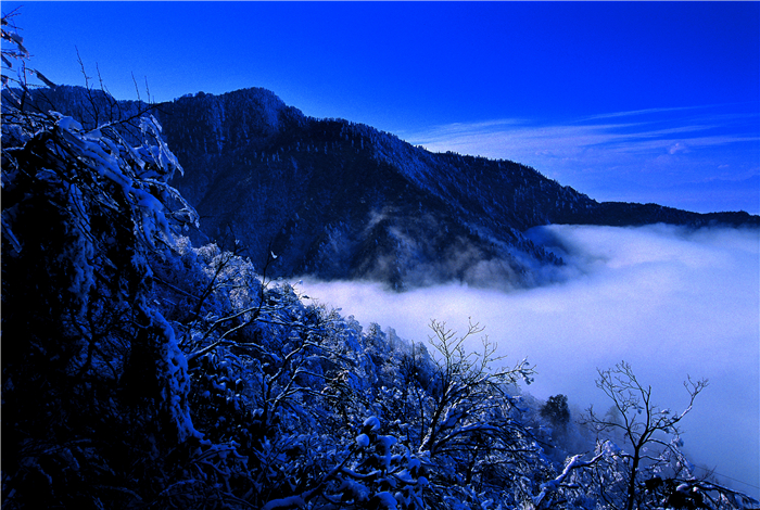 瓦屋山