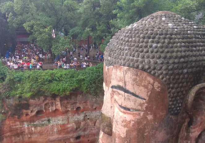 乐山大佛旅游跟团多少钱（乐山大佛报团多少钱）