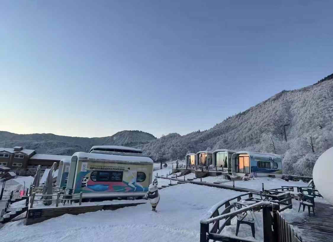 成都去西岭雪山一天够用吗（成都去西岭雪山在哪里坐车）