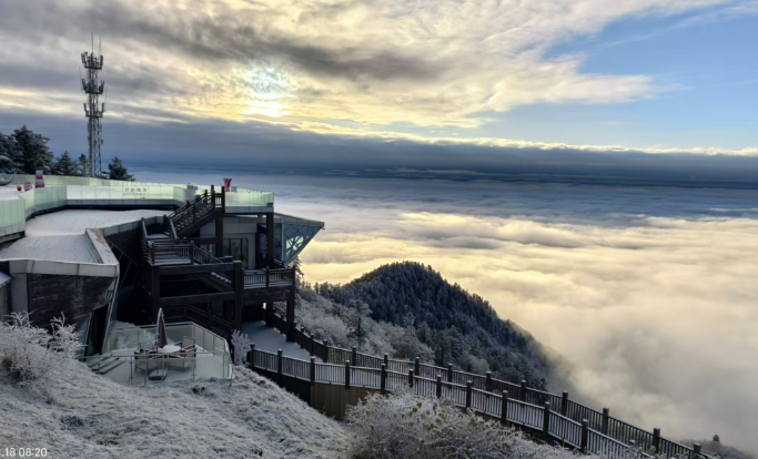 西岭雪山门票加索道多少钱一个人（西岭雪山索道有多长）