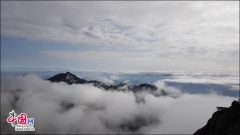 春雨过后不负黄山好春光 游人纷至踏来